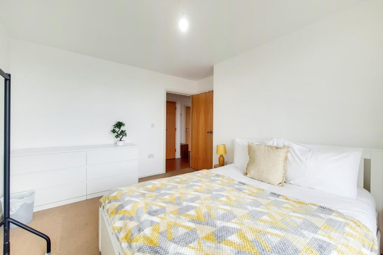 Free Parking - Two Bed Apartment By London Docklands Exterior foto
